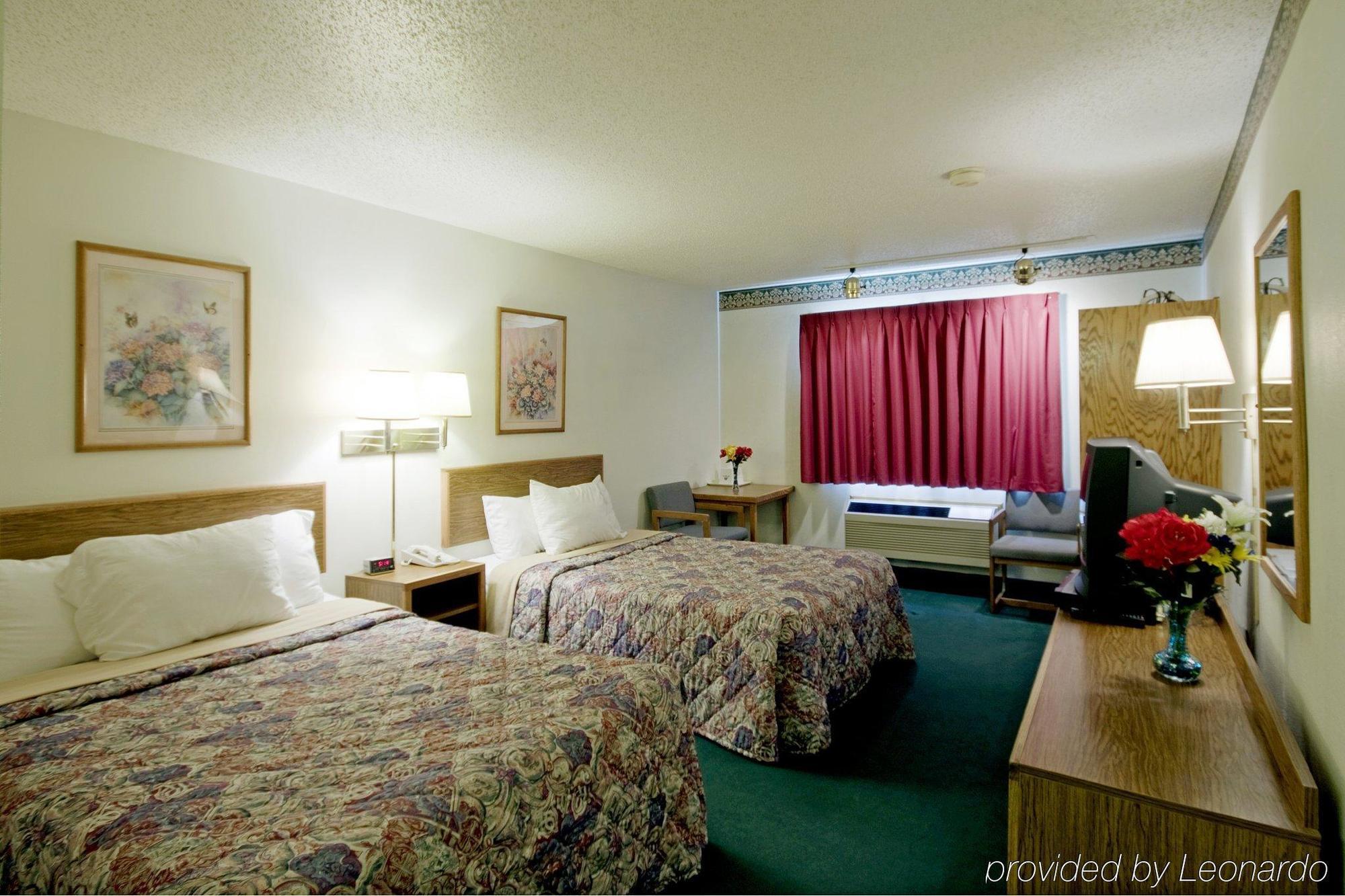 Americas Best Value Inn And Suites - Nevada Room photo