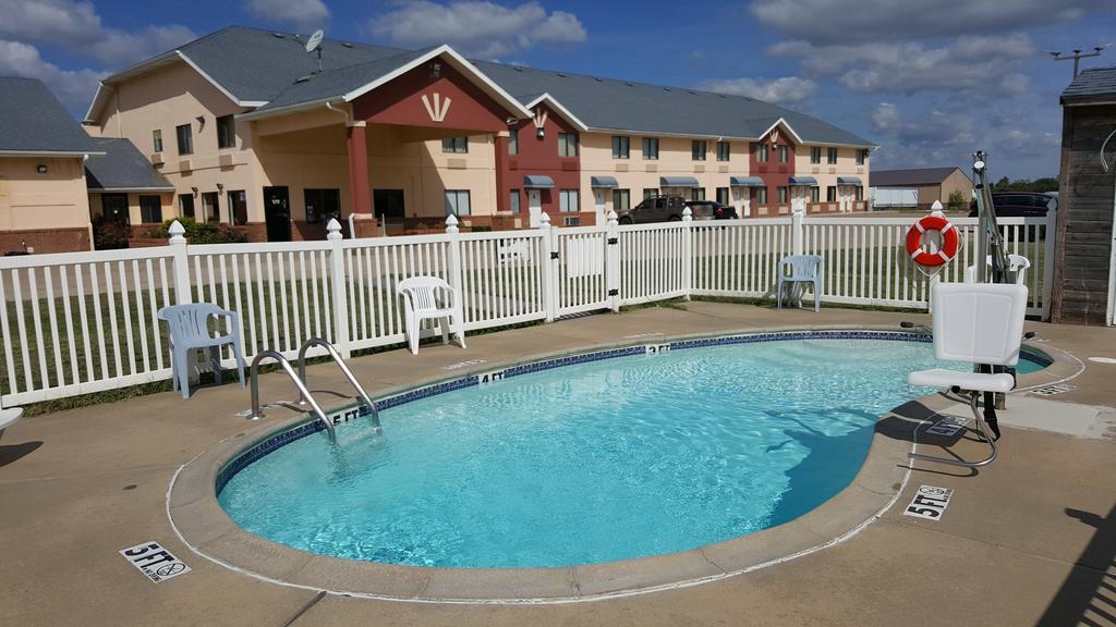 Americas Best Value Inn And Suites - Nevada Exterior photo