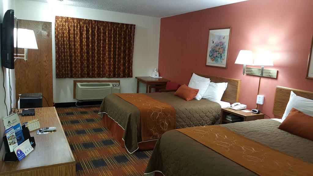 Americas Best Value Inn And Suites - Nevada Exterior photo